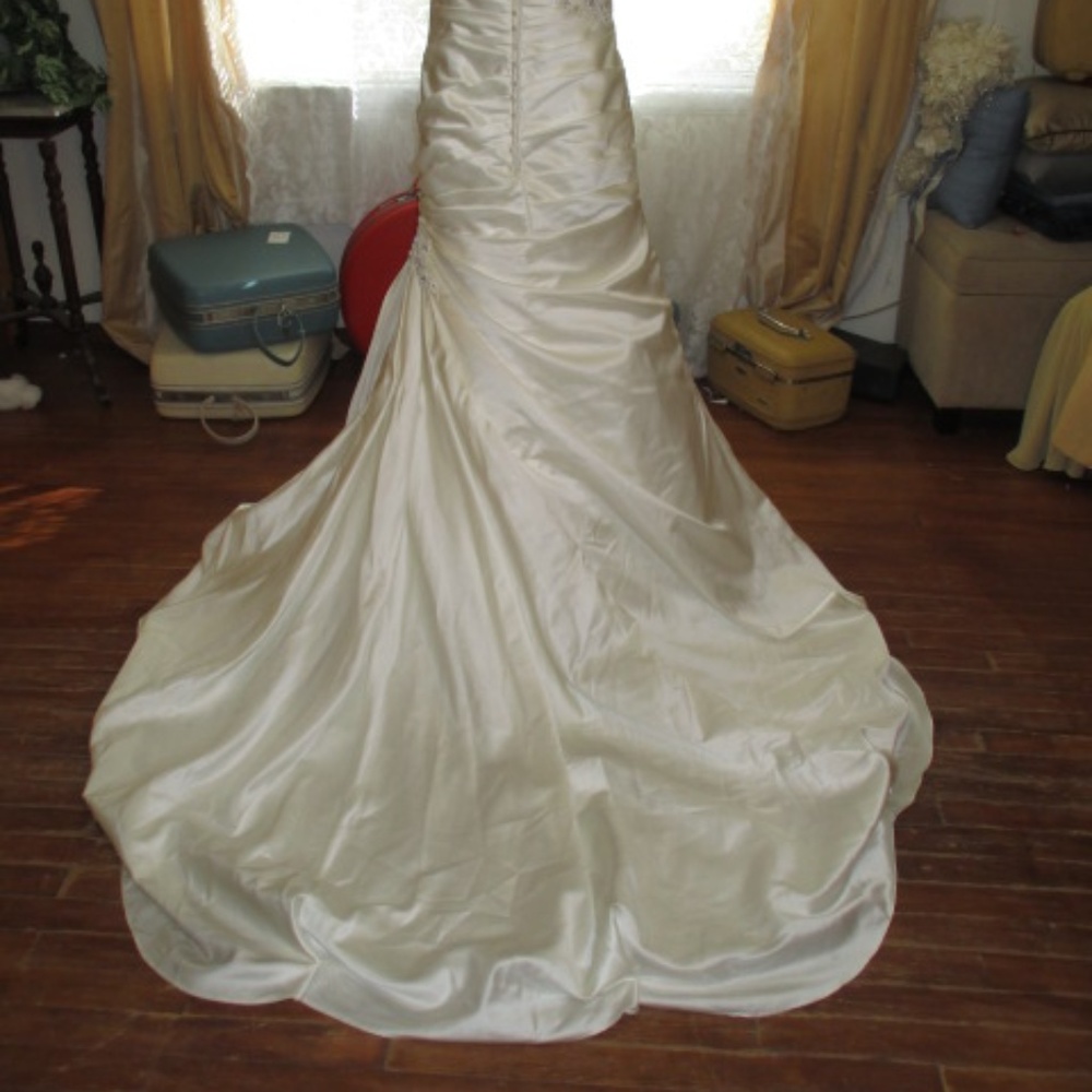 - Glamour Mermaid Trumpet Wedding Dress Gown sexy - Picture 3 of 8